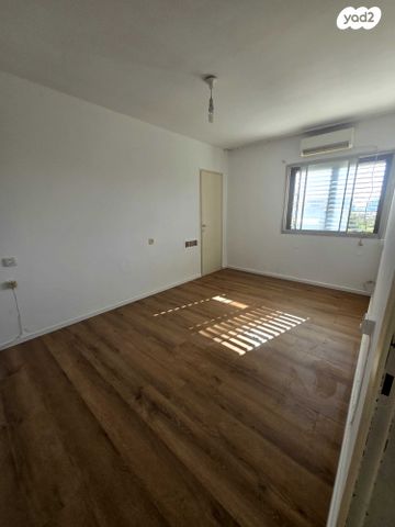 דירה, נווה שרת, תל אביב יפו