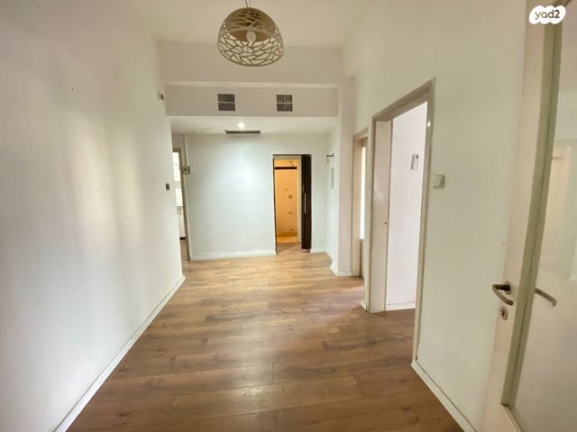 דרך יד לבנים 