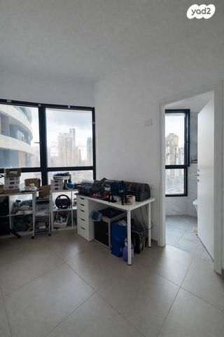 דירה, מונטיפיורי, הרכבת, תל אביב יפו