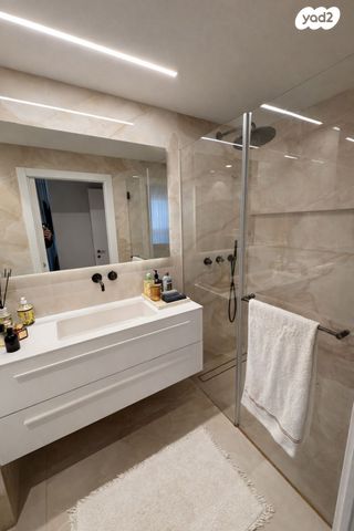 דירה, ניסים אלוני 5, צמרות איילון, פארק צמרת, תל אביב יפו