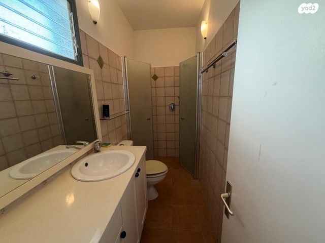 דירת גן, השקדים 5, טבעון הוותיקה, קרית טבעון