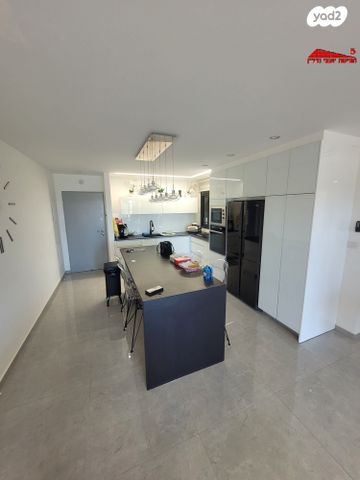 דירה, התורמוס, קרית ראשון, ראשון לציון