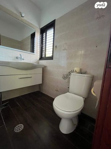 דו משפחתי, אלתרמן, לסטר/רבוצקי, רעננה