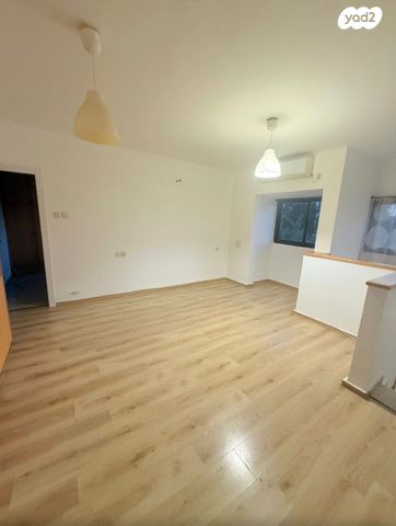 דופלקס, ד"ר מוסקוביץ', ב' / צפון מערב העיר, רחובות