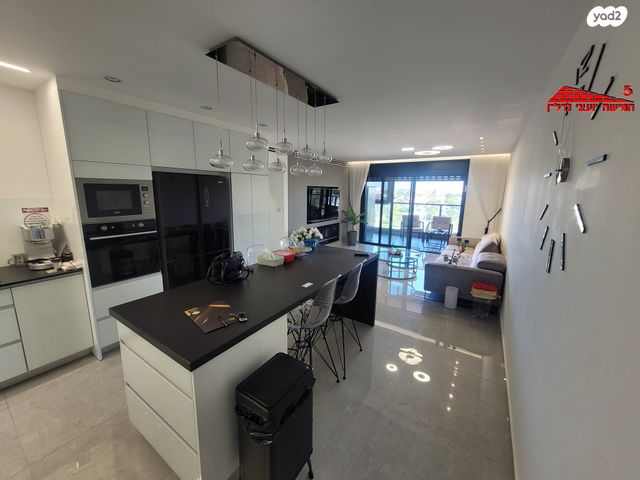 דירה, התורמוס, קרית ראשון, ראשון לציון