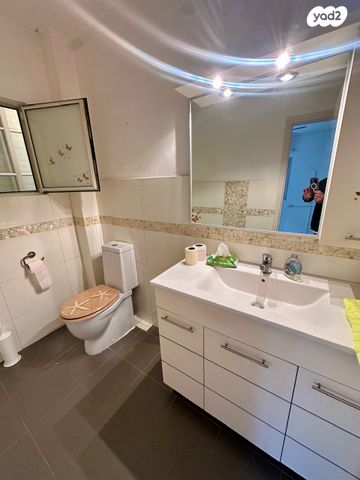 דירה, שדרות לוי אשכול, תל אביב יפו