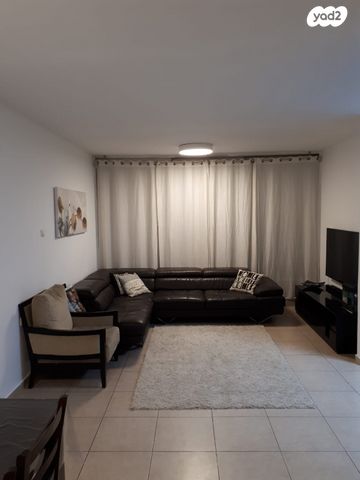 דירה, שדרות הקונגרס, אזור הבילויים, רמת גן