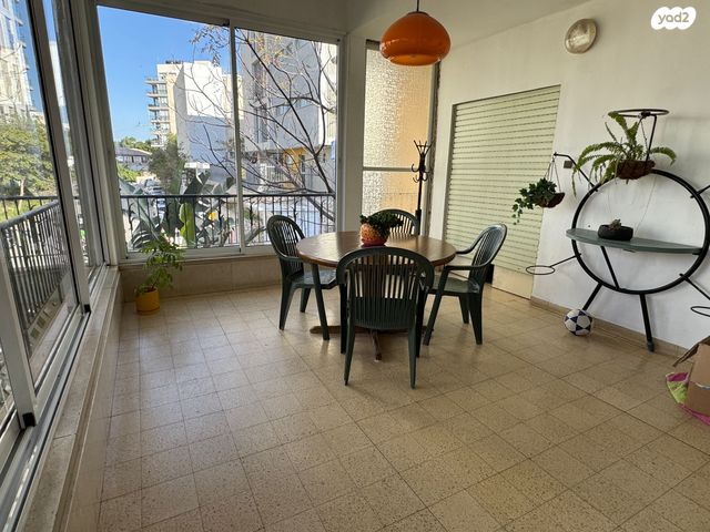 דירה, השניים, בורוכוב, גבעתיים