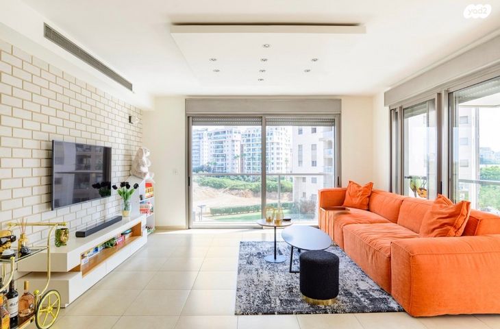 הגוש הגדול, רמת אביב החדשה, נופי ים