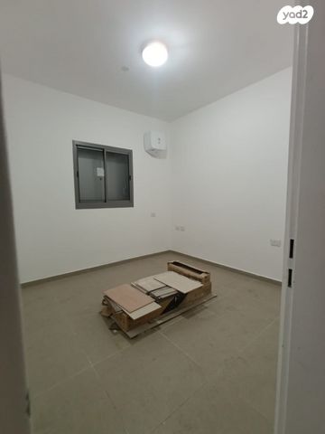 דירה, אדמונד סחייק, מלחה, מנחת, ירושלים