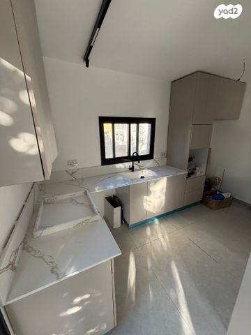 דו משפחתי, פבריגט, קרית בורוכוב, רמת גן