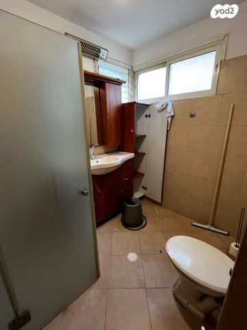 דירה, חולון