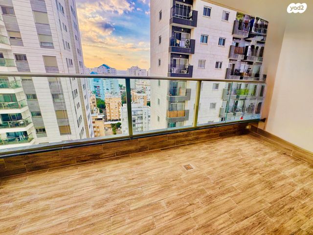 דירה, הרב קוק, צפון מערב מרכז העיר, נתניה