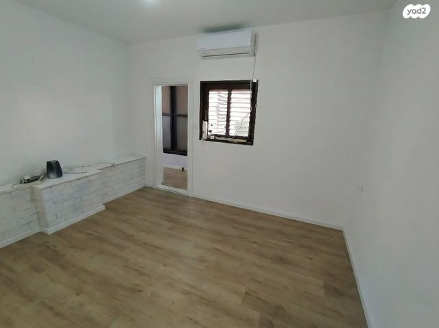 דירה, קריניצי, רמת גן