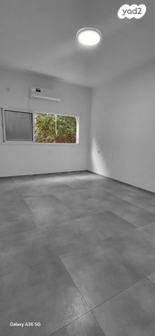 דירה, מולכו 6, מרום נווה, רמת יצחק, רמת גן