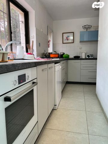 בית פרטי/ קוטג', האתרוג, קרית יערים, גבעת זאב