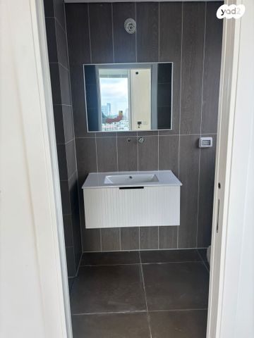 דירה, בן יהודה 30, הרצליה הצעירה, הרצליה