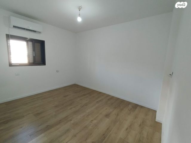 דירה, קריניצי, רמת גן