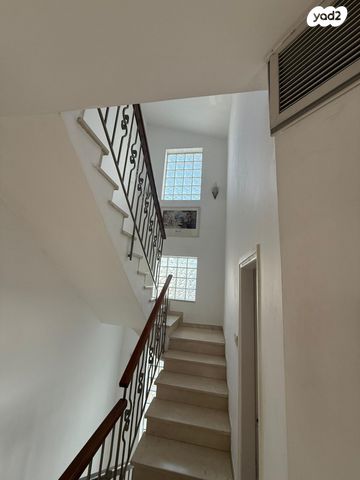 דו משפחתי, שכונת הותיקים, רמת גן