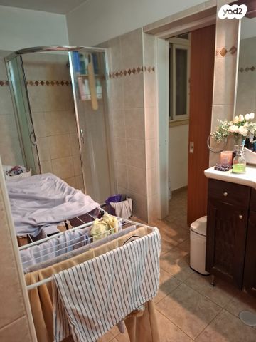 דירה, המאבק, חברת חשמל, גבעתיים