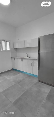 דירה, מולכו 6, מרום נווה, רמת יצחק, רמת גן