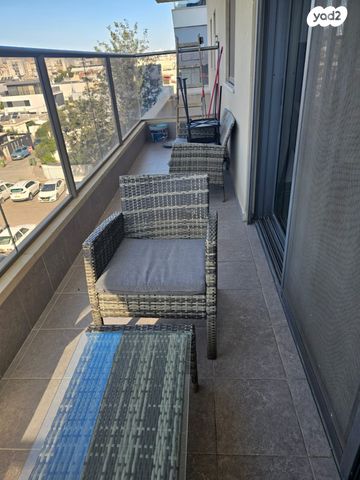 דירה, חיים סירני, נווה רמז, חולון