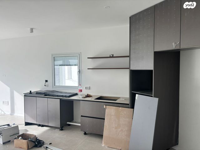 דירה, בן יהודה 30, הרצליה הצעירה, הרצליה