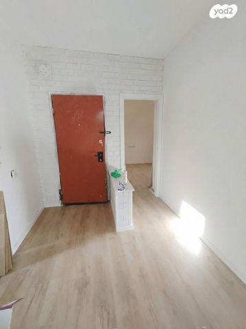 דירה, קריניצי, רמת גן