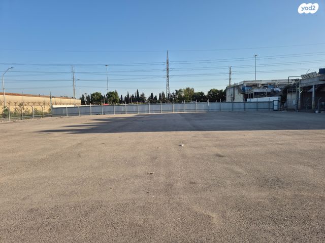 אזור תעשיה ג