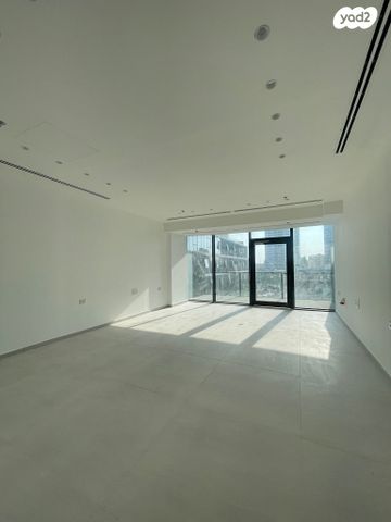 משרדים, שושנה דמארי 1, משכנות האומנים, קרית מוצקין