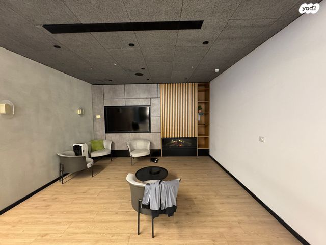 חנויות/ שטח מסחרי, ילדי טהרן 8, מב"ת מערב, אזור תעשייה חדש, ראשון לציון