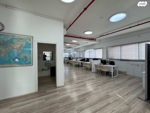 משרדים, פועלים ב, כפר סבא