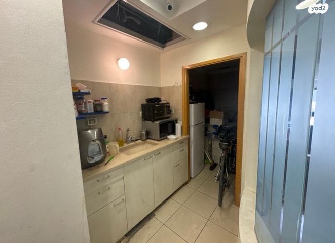 משרדים, הרב קוק 8, מרכז העיר, ירושלים