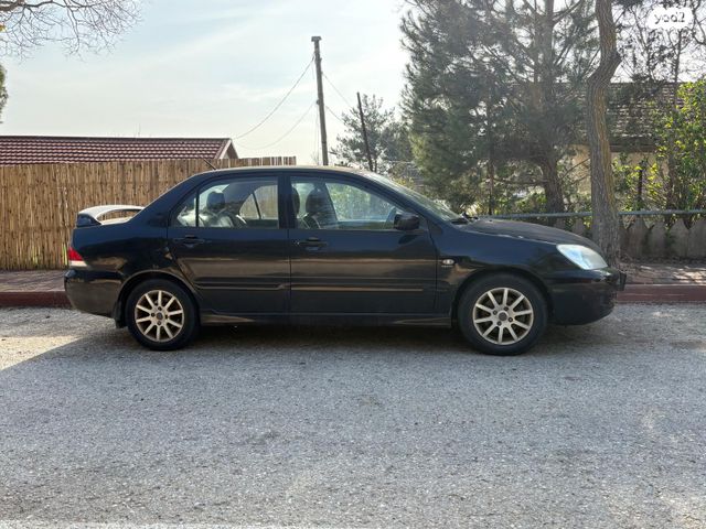 מודעת רכב מיצובישי לנסר