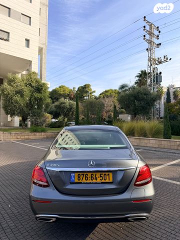 מרצדס-בנץ E-class