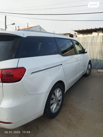 מודעת רכב קיה קרניבל