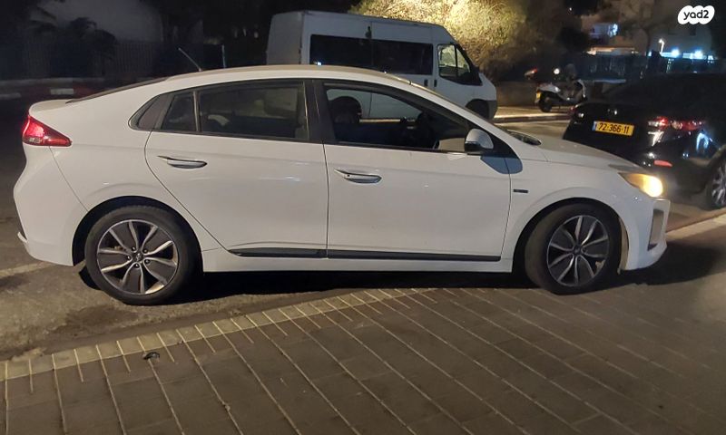 מודעת רכב יונדאי איוניק