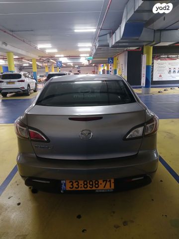 מאזדה 3