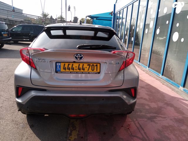 טויוטה C-HR