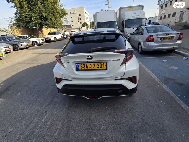 טויוטה C-HR