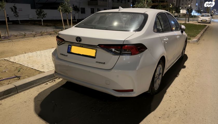 מודעת רכב טויוטה קורולה