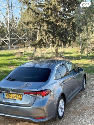 טויוטה קורולה