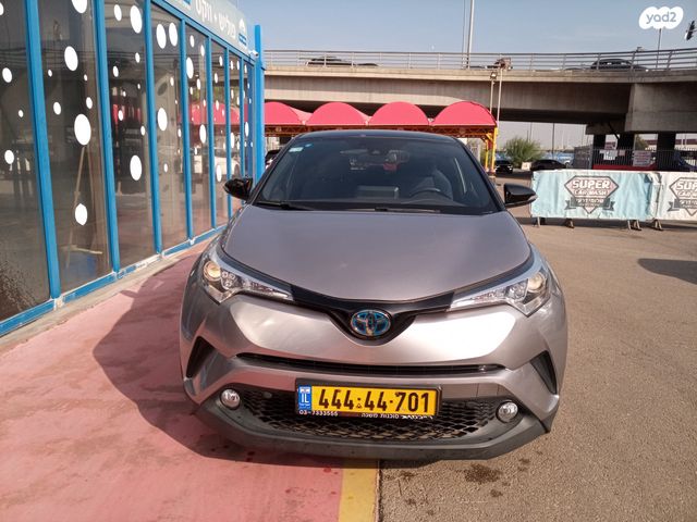 טויוטה C-HR