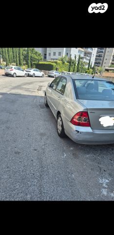 טויוטה קורולה