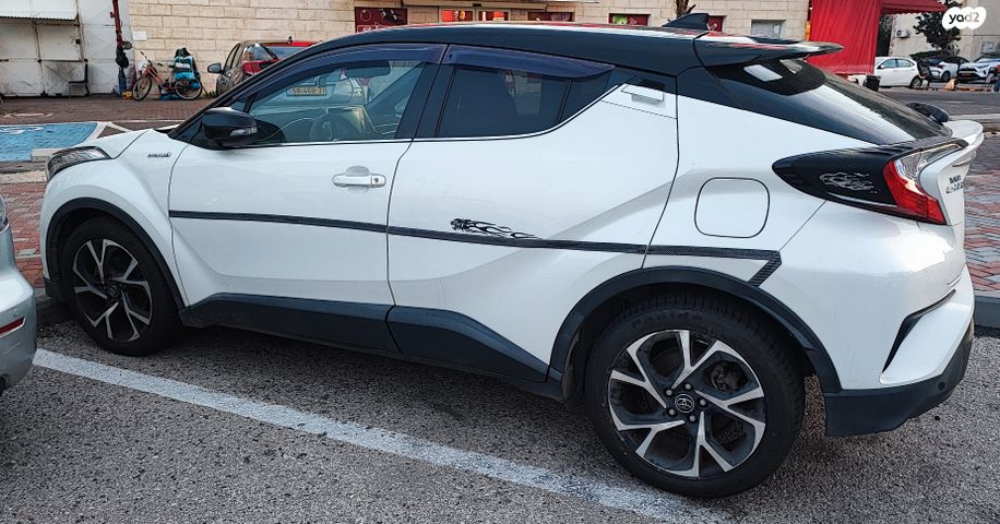 טויוטה C-HR