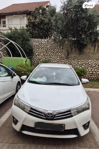 טויוטה קורולה