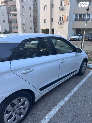 מודעת רכב יונדאי i20