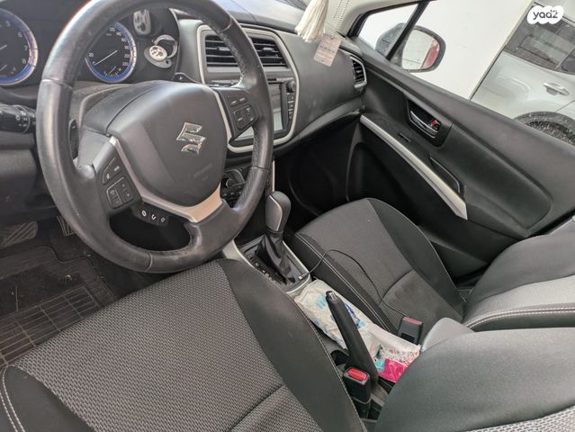 סוזוקי קרוסאובר