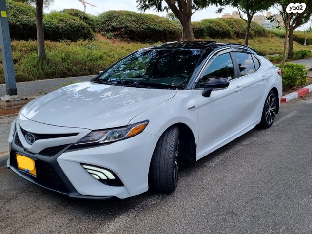 מודעת רכב טויוטה קאמרי