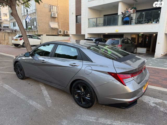 יונדאי אלנטרה